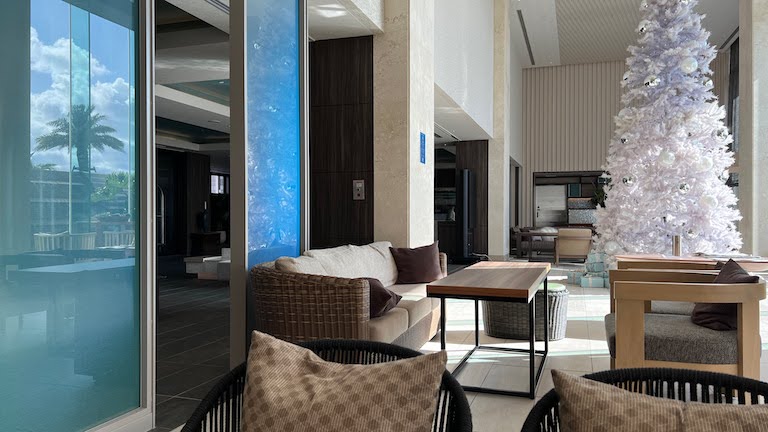 lobby4