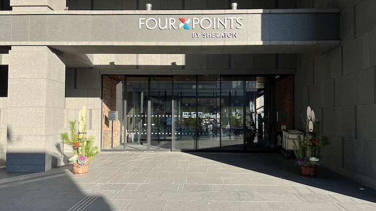 entrance1